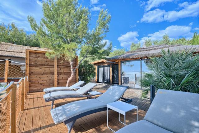 Golden Haven Luxe Bungalow Resort Μούρτερ Εξωτερικό φωτογραφία